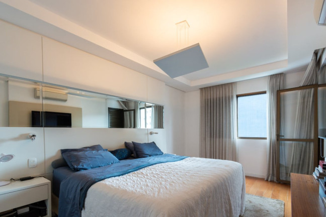 Imagem Imóvel com 3 Quartos à Venda, 389 m² em Moema - São Paulo Imagem Imóvel com 3 Quartos à Venda, 389 m² em Moema - São Paulo