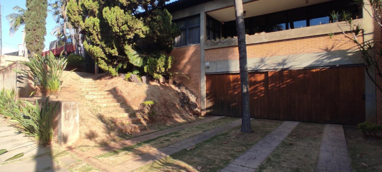 Imagem Casa com 3 Quartos à Venda, 277 m² em Centro - Birigui