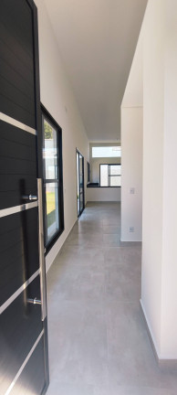 Imagem Casa com 3 Quartos à Venda, em Jardim Estância Brasil - Atibaia Imagem Casa com 3 Quartos à Venda, em Jardim Estância Brasil - Atibaia