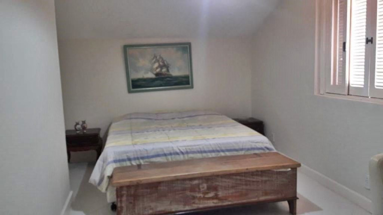 Imagem Casa com 5 Quartos à Venda, 500 m² em Pessegueiros - Teresópolis