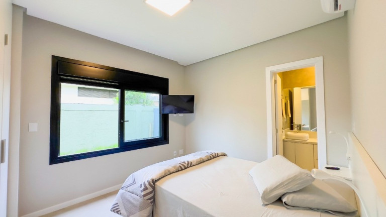 Imagem Casa de Condomínio com 4 Quartos à Venda, 150 m² em Centro - Xangri-lá