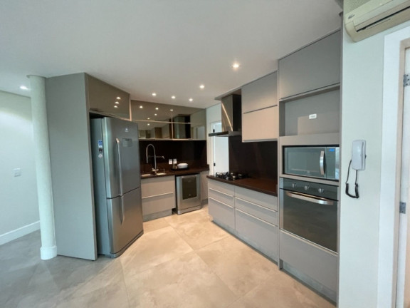 Imagem Cobertura com 3 Quartos à Venda, 131 m² em Jurerê - Florianópolis
