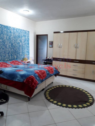 Imagem Sobrado com 3 Quartos à Venda, 362 m² em Brasília  - Itapoá