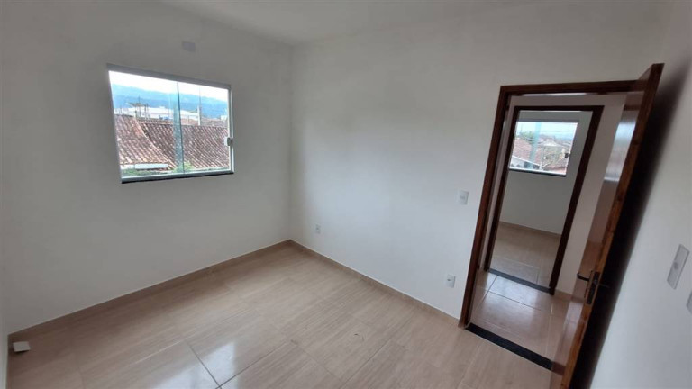 Imagem Casa com 2 Quartos à Venda, 68 m² em Maracana - Praia Grande Imagem Casa com 2 Quartos à Venda, 68 m² em Maracana - Praia Grande
