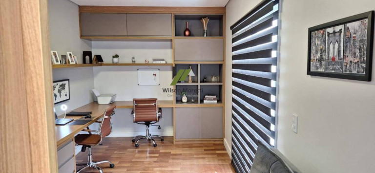 Imagem Casa de Condomínio com 3 Quartos à Venda, 328 m²