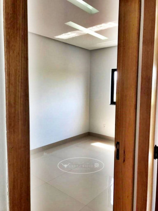 Imagem Casa com 3 Quartos à Venda, 119 m² em Parque Das Paineiras (1,2,3 E 4 Etapa) - Goiânia Imagem Casa com 3 Quartos à Venda, 119 m² em Parque Das Paineiras (1,2,3 E 4 Etapa) - Goiânia