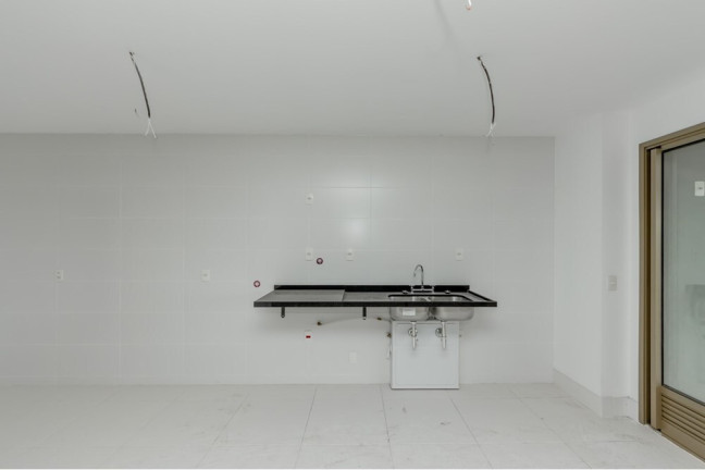 Imagem Imóvel com 3 Quartos à Venda, 149 m² em Moema - São Paulo