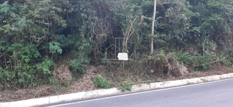 Imagem Terreno à Venda, 600 m² em São João Do Rio Vermelho - Florianópolis Imagem Terreno à Venda, 600 m² em São João Do Rio Vermelho - Florianópolis