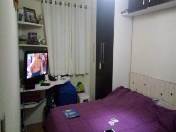 Imagem Imóvel com 2 Quartos à Venda,  em Vila Carmosina - São Paulo