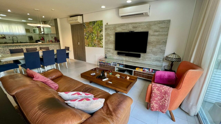 Imagem Casa com 3 Quartos à Venda, 218 m² em Jardim Três Marias - Guarujá Imagem Casa com 3 Quartos à Venda, 218 m² em Jardim Três Marias - Guarujá