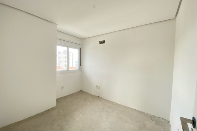 Imagem Imóvel com 3 Quartos à Venda, 76 m² em São João - Porto Alegre