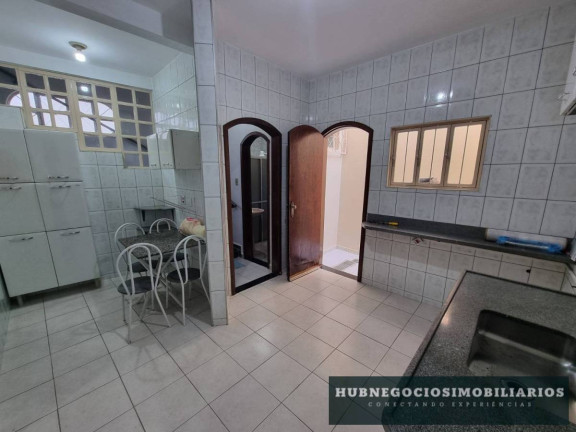 Imagem Casa com 2 Quartos à Venda, 130 m² em Roxo Verde - Montes Claros
