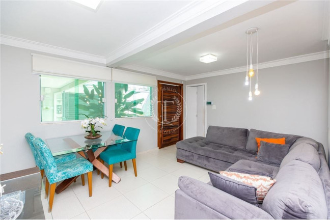 Imagem Casa com 3 Quartos à Venda, 180 m² em Parque Residencial Julia - São Paulo