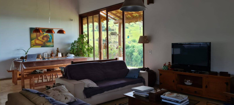 Imagem Chácara com 3 Quartos à Venda, 24.000 m² em Pedra Bela