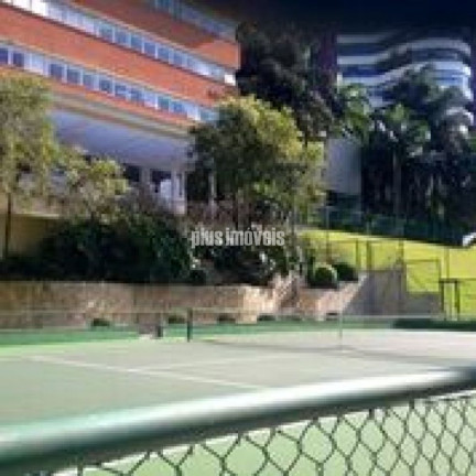 Apartamento com 3 Quartos à Venda, 250 m² em Panamby - São Paulo