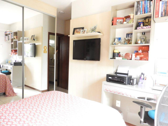 Imagem Casa com 3 Quartos à Venda, 285 m² em Jardim Itália - Cuiabá Imagem Casa com 3 Quartos à Venda, 285 m² em Jardim Itália - Cuiabá