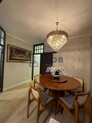 Imagem Casa com 3 Quartos à Venda, 120 m² em Centro - Jaraguá Do Sul Imagem Casa com 3 Quartos à Venda, 120 m² em Centro - Jaraguá Do Sul