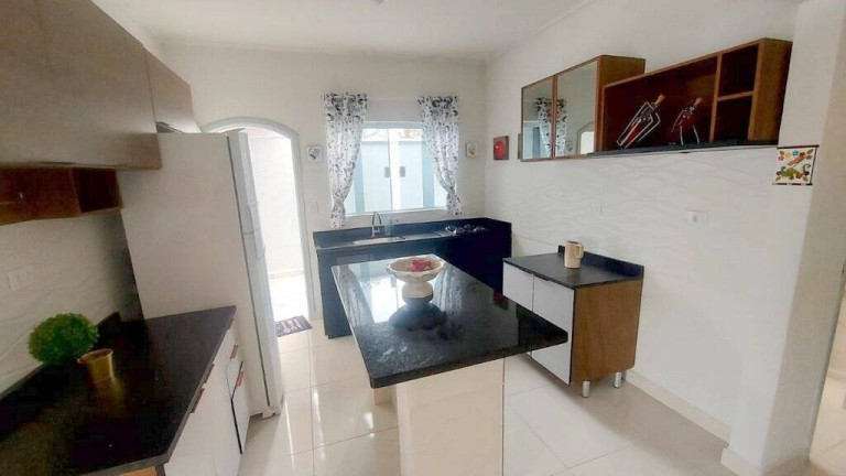 Imagem Casa com 5 Quartos à Venda, 310 m² em Cidade Nova Peruibe - Peruíbe Imagem Casa com 5 Quartos à Venda, 310 m² em Cidade Nova Peruibe - Peruíbe