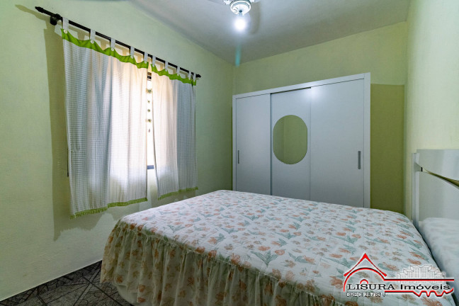 Imagem Casa com 3 Quartos à Venda, 160 m² em Jardim Das Indústrias - Jacareí Imagem Casa com 3 Quartos à Venda, 160 m² em Jardim Das Indústrias - Jacareí