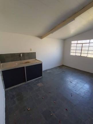 Imagem Casa com 2 Quartos para Alugar, 90 m² em Centro - Anápolis