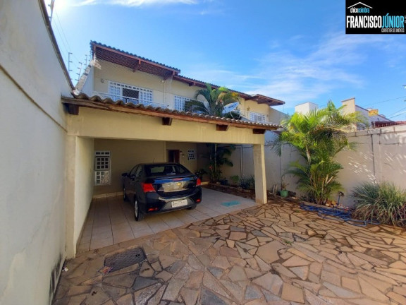 Imagem Casa com 4 Quartos à Venda, 244 m² em Setor Sudoeste - Goiânia Imagem Casa com 4 Quartos à Venda, 244 m² em Setor Sudoeste - Goiânia