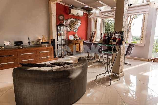 Imagem Imóvel com 4 Quartos à Venda, 530 m² em Santa Tereza - Porto Alegre Imagem Imóvel com 4 Quartos à Venda, 530 m² em Santa Tereza - Porto Alegre