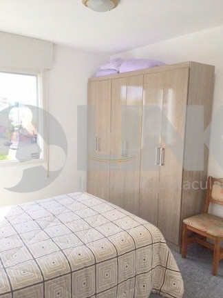 Imagem Imóvel com 2 Quartos à Venda, 131 m² em Menino Deus - Porto Alegre