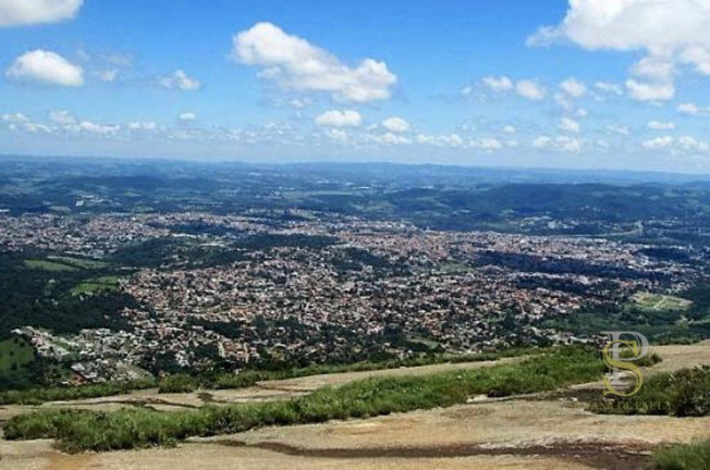 Imagem Chácara com 3 Quartos à Venda, 115 m² em Jardim Estância Brasil - Atibaia Imagem Chácara com 3 Quartos à Venda, 115 m² em Jardim Estância Brasil - Atibaia