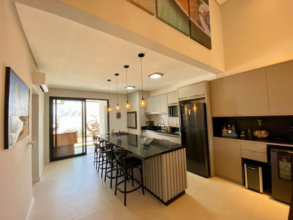 Imagem Casa com 3 Quartos à Venda,  em Xangri-lá