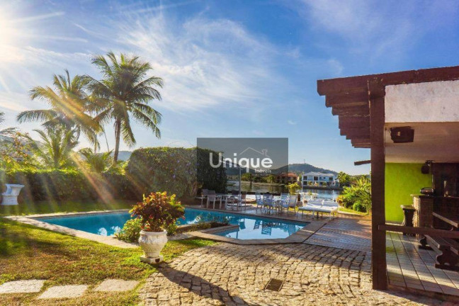 Imagem Casa com 9 Quartos à Venda, 671 m² em São Bento - Cabo Frio