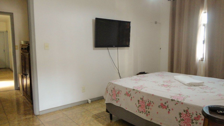 Imagem Casa com 4 Quartos à Venda, 350 m² em Várzea - Teresópolis