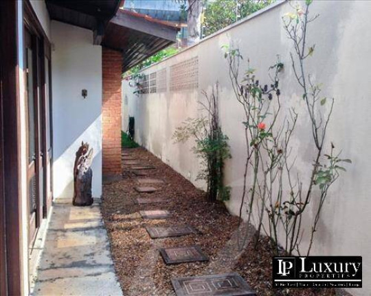 Imagem Casa com 3 Quartos à Venda, 270 m² em Alto De Pinheiros - São Paulo Imagem Casa com 3 Quartos à Venda, 270 m² em Alto De Pinheiros - São Paulo