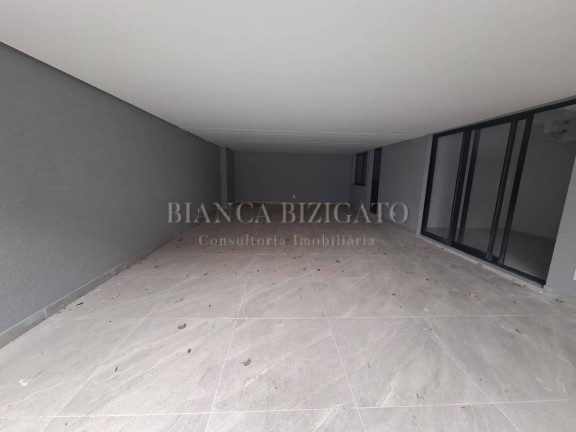 Imagem Casa com 3 Quartos à Venda, em Uberaba - Curitiba Imagem Casa com 3 Quartos à Venda, em Uberaba - Curitiba