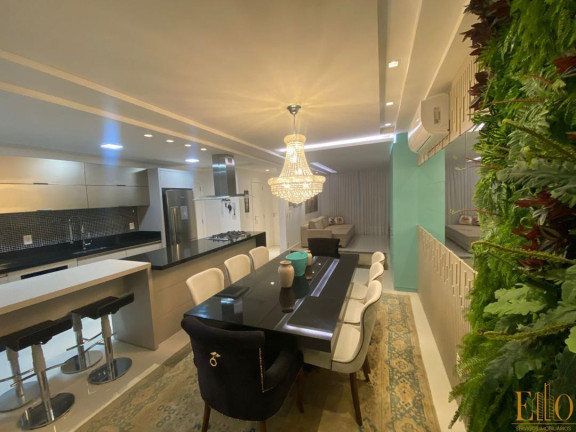 Imagem Apartamento com 3 Quartos à Venda, 116 m² em Pioneiros - Balneário Camboriú Imagem Apartamento com 3 Quartos à Venda, 116 m² em Pioneiros - Balneário Camboriú