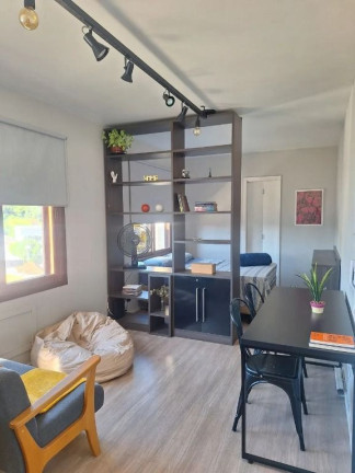 Imagem Imóvel com 1 Quarto à Venda, 32 m² em Azenha - Porto Alegre
