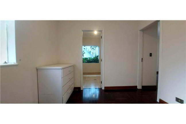 Imagem Casa com 4 Quartos à Venda, em Jardim Marajoara - São Paulo Imagem Casa com 4 Quartos à Venda, em Jardim Marajoara - São Paulo