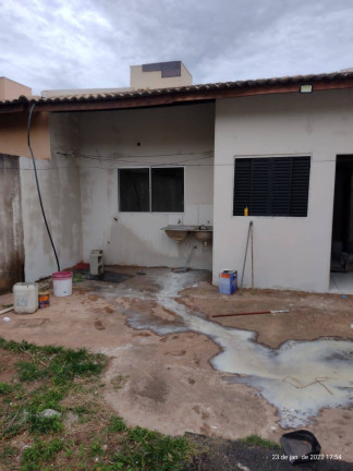 Casa com 2 Quartos à Venda, 250 m² em Várzea Grande