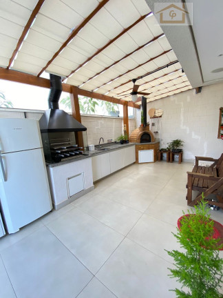 Imagem Casa com 4 Quartos à Venda, 150 m² em Parque Rincão - Cotia Imagem Casa com 4 Quartos à Venda, 150 m² em Parque Rincão - Cotia