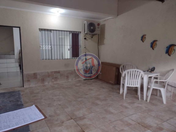 Imagem Casa com 2 Quartos à Venda, 65 m² em Solemar - Praia Grande Imagem Casa com 2 Quartos à Venda, 65 m² em Solemar - Praia Grande