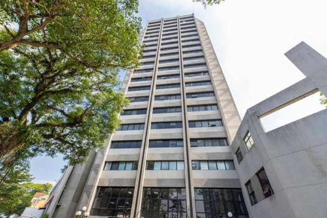 Sala Comercial à Venda, 122 m² em Santo Amaro - São Paulo