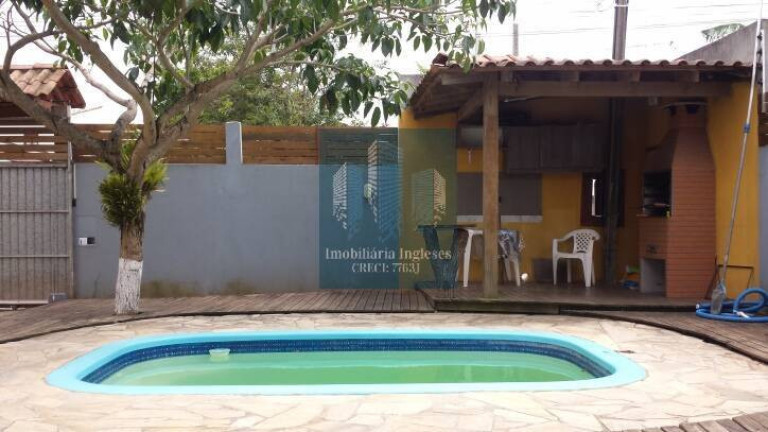 Imagem Casa com 3 Quartos à Venda, 368 m² em São João Do Rio Vermelho - Florianópolis Imagem Casa com 3 Quartos à Venda, 368 m² em São João Do Rio Vermelho - Florianópolis