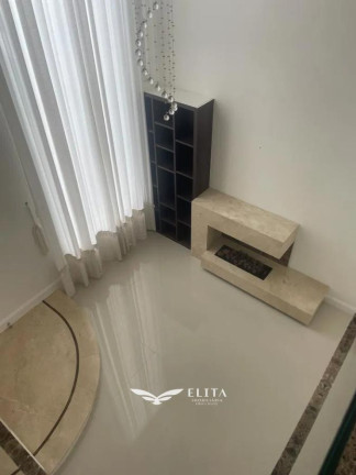 Imagem Casa com 4 Quartos à Venda, 327 m² em Centro - Barra Velha
