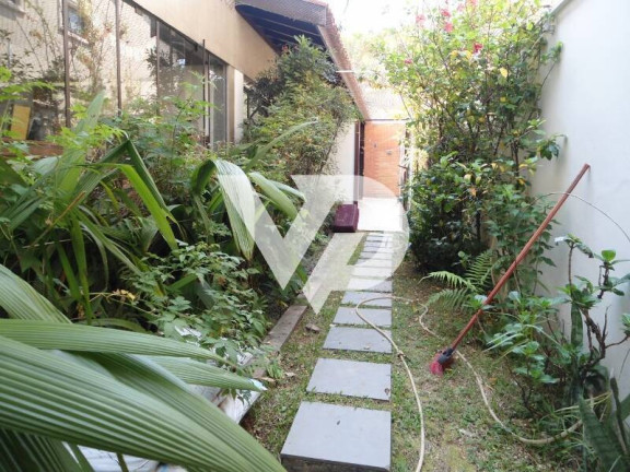 Imagem Casa com 4 Quartos à Venda, 810 m² em Alphaville - Santana De Parnaíba Imagem Casa com 4 Quartos à Venda, 810 m² em Alphaville - Santana De Parnaíba