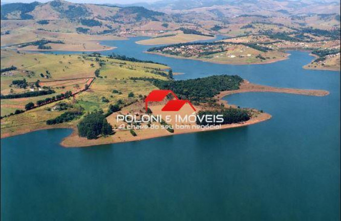 Casa à Venda,  em Batatuba - Piracaia