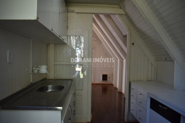 Imagem Casa com 2 Quartos à Venda, 178 m² em Região Do Jaguaribe - Campos Do Jordão Imagem Casa com 2 Quartos à Venda, 178 m² em Região Do Jaguaribe - Campos Do Jordão