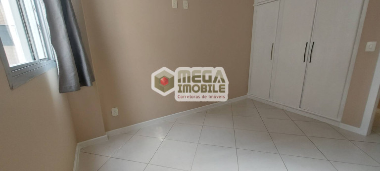 Imagem Apartamento com 3 Quartos à Venda, 80 m² em Centro - Florianópolis Imagem Apartamento com 3 Quartos à Venda, 80 m² em Centro - Florianópolis