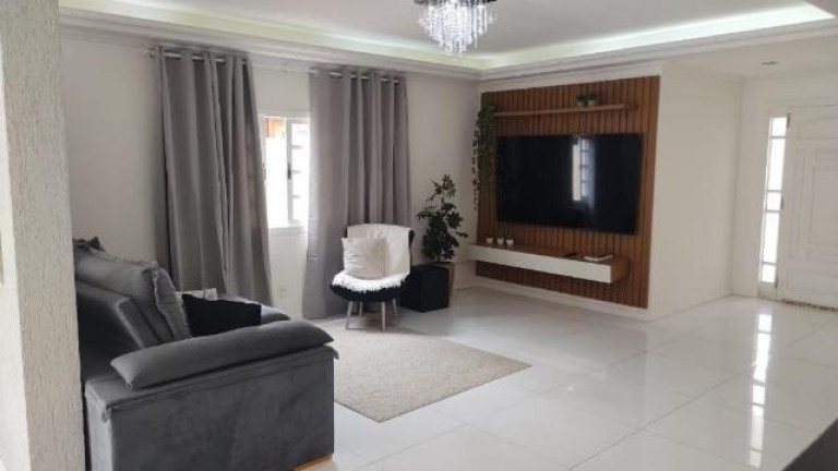 Imagem Casa com 4 Quartos à Venda, 360 m² em Piratininga - Niterói