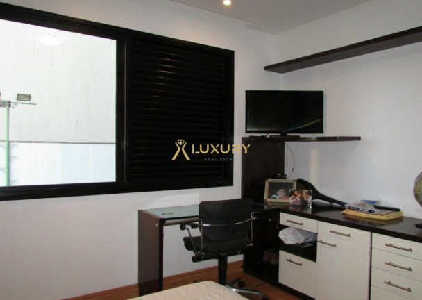 Imagem Imóvel com 4 Quartos à Venda, 176 m² em Belvedere - Belo Horizonte