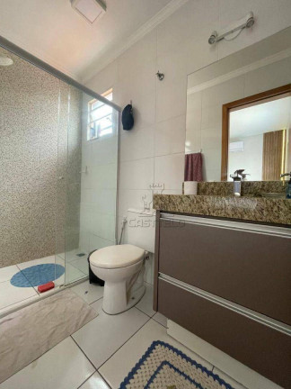Imagem Casa com 5 Quartos à Venda, 194 m² em Monte Belo - Londrina Imagem Casa com 5 Quartos à Venda, 194 m² em Monte Belo - Londrina