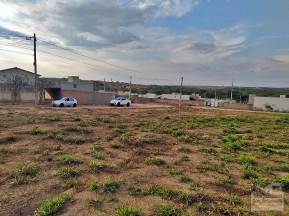Imagem Imóvel à Venda, 360 m² em Residencial Recanto De Caldas - Caldas Novas Imagem Imóvel à Venda, 360 m² em Residencial Recanto De Caldas - Caldas Novas